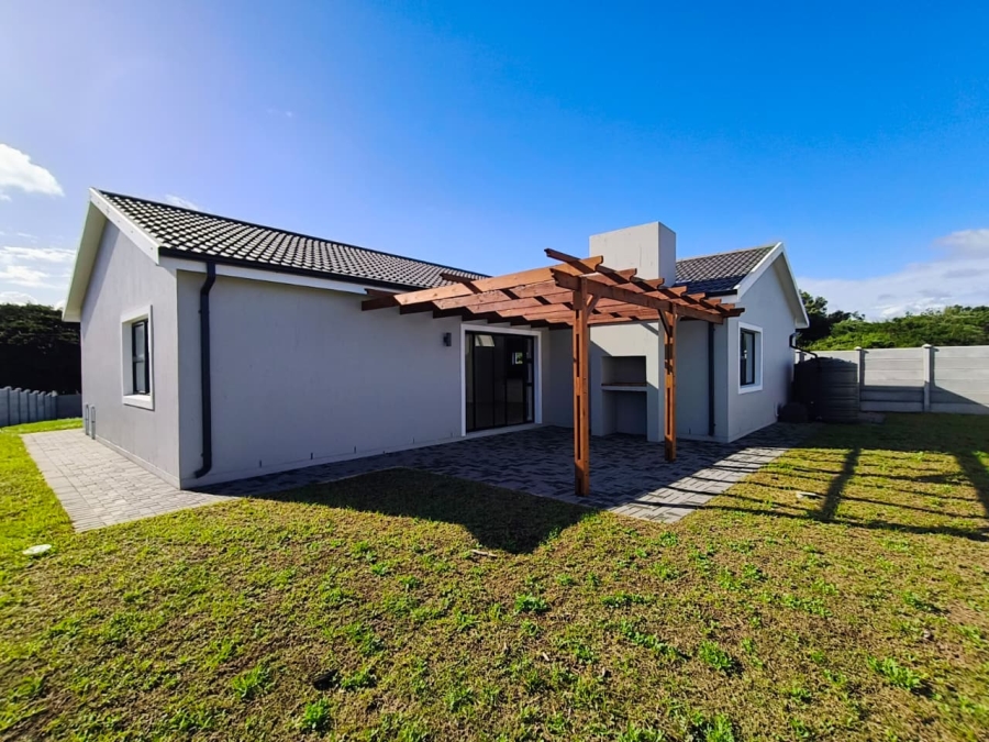 3 Bedroom Property for Sale in Paradise Beach Eastern Cape